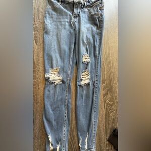 Hollister ripped skinny jeans
